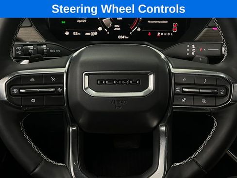 Used 2025 GMC Acadia Denali AWD/4WD image 22