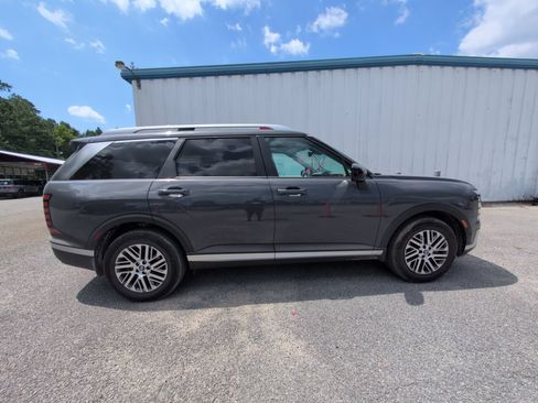 Used 2026 Hyundai Palisade SEL FWD image 9