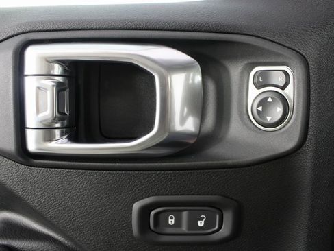 New 2026 Jeep Gladiator Sport image 14