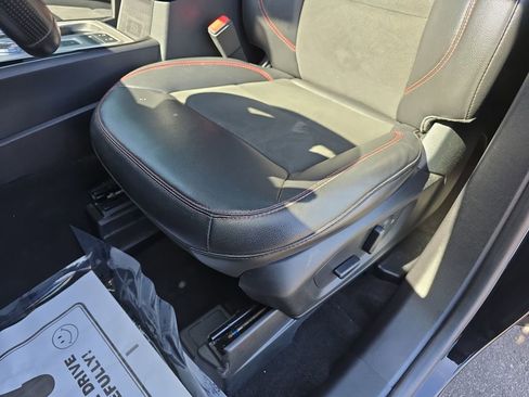 Used 2022 Ford Explorer ST-Line w/ Class IV Trailer Tow Package image 34