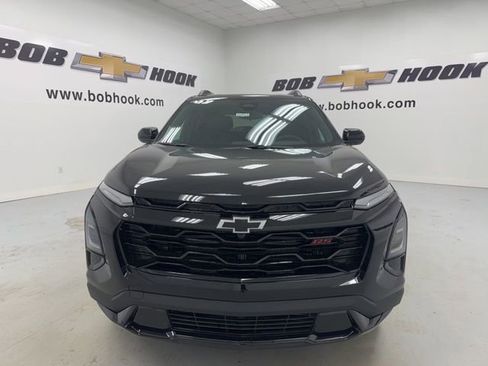 New 2026 Chevrolet Equinox RS AWD/4WD image 2
