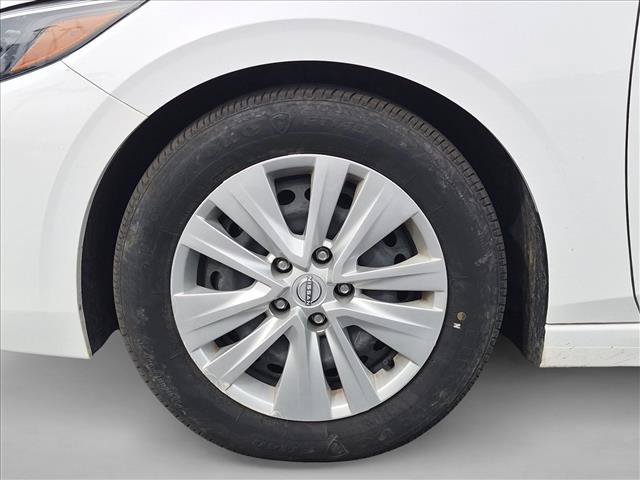 Used 2025 Nissan Sentra S FWD image 22