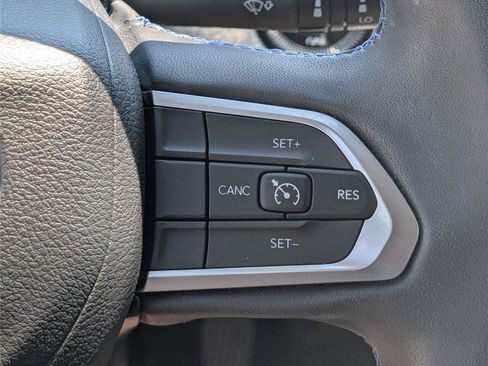 Used 2022 Jeep Compass Latitude AWD/4WD image 22