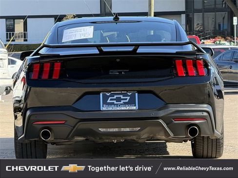 Used 2024 Ford Mustang GT Premium w/ GT Performance Package image 7
