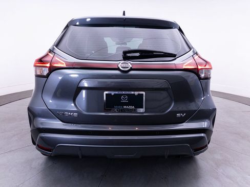 Used 2021 Nissan Kicks SV FWD image 14
