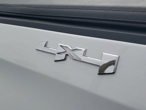 Used 2024 GMC Sierra 1500 Pro w/ Pro Value Package image 7