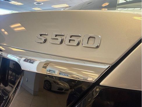 Used 2019 Mercedes-Benz Maybach S 560 4MATIC image 25