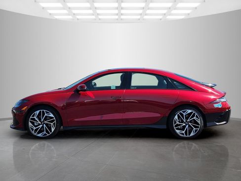 Used 2023 Hyundai Ioniq 6 Limited RWD image 4