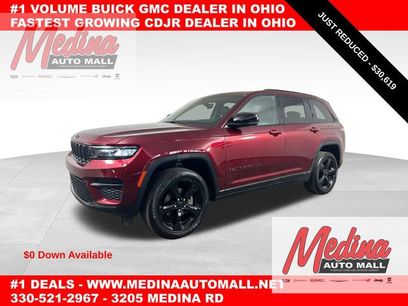 Used 2023 Jeep Grand Cherokee Altitude