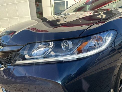 Used 2017 Honda Accord EX-L image 11