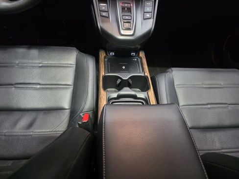 Used 2021 Honda CR-V Touring image 16