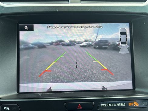 Used 2016 Ford Explorer XLT w/ Equipment Group 202A image 19