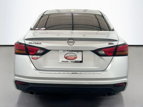 Used 2023 Nissan Altima 2.5 SR w/ SR Premium Package FWD image 5