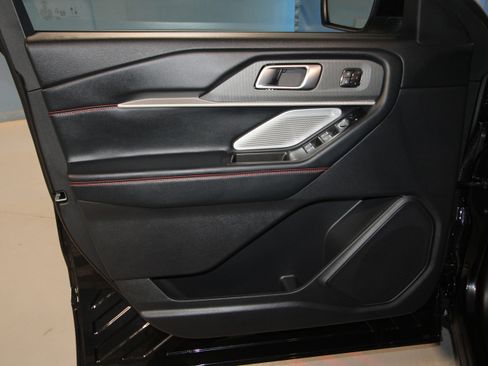 New 2026 Ford Explorer ST AWD/4WD image 4
