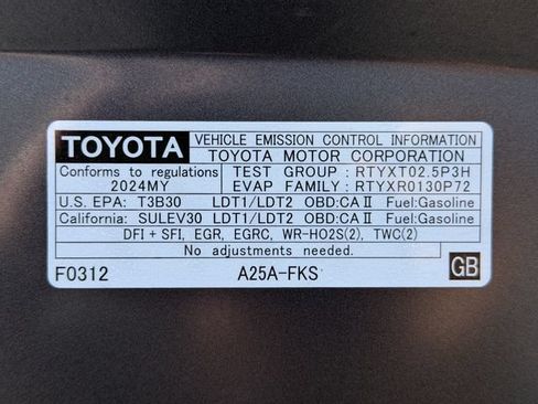 Used 2024 Toyota RAV4 XLE Premium FWD image 25