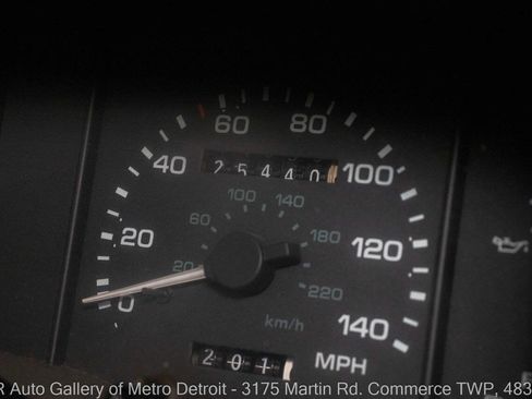 Used 1991 Ford Mustang GT RWD image 18