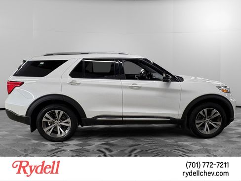 Used 2020 Ford Explorer Platinum w/ Premium Technology Package AWD/4WD image 6