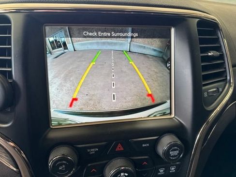 Used 2015 Jeep Grand Cherokee Summit w/ Platinum Series Group AWD/4WD image 12
