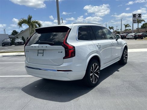 New 2025 Volvo XC90 B6 Core w/ Protection Package image 6