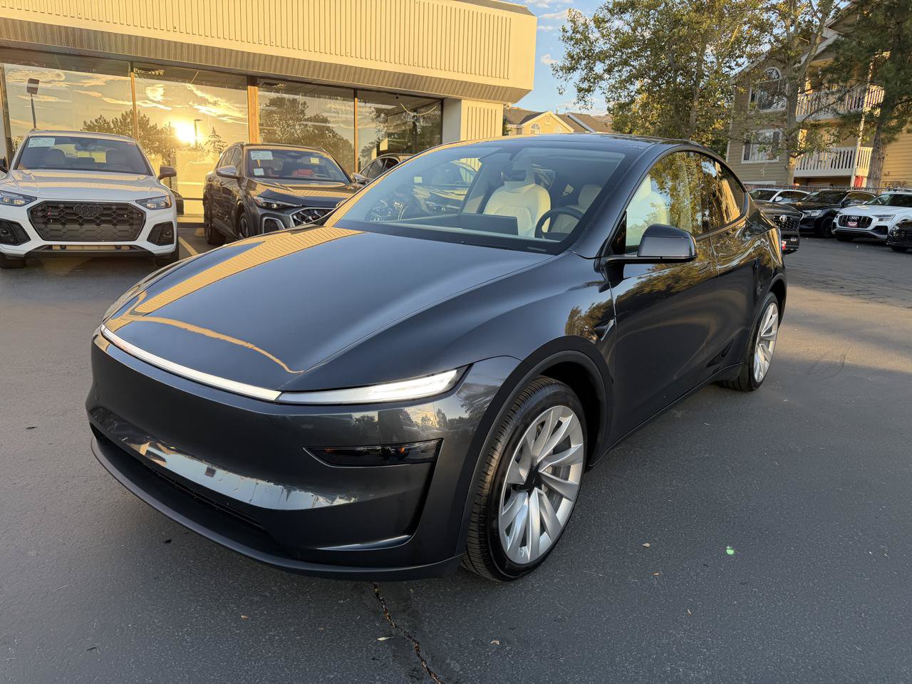 Used 2026 Tesla Model Y Long Range AWD/4WD image 14