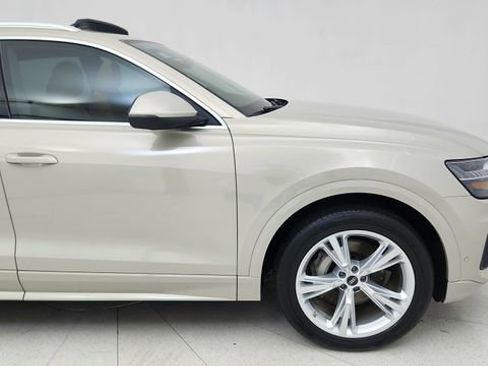 Used 2023 Audi Q8 Premium Plus w/ Premium Plus Package image 7