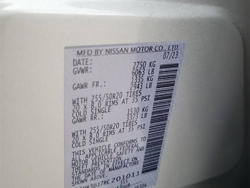 Used 2024 Nissan Pathfinder Platinum w/ Cargo Package image 34