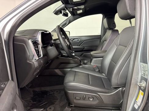 Used 2023 GMC Canyon Elevation w/ Elevation Premium Package AWD/4WD image 11