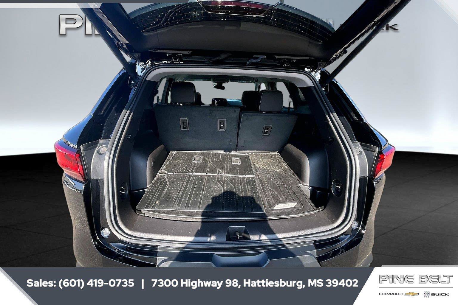 Used 2024 Chevrolet Blazer LT w/ Convenience Package FWD image 21