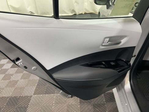 Used 2026 Toyota Corolla SE image 18