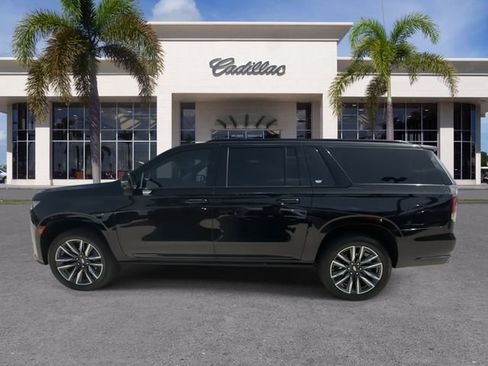 Certified 2022 Cadillac Escalade ESV Sport Platinum RWD image 9