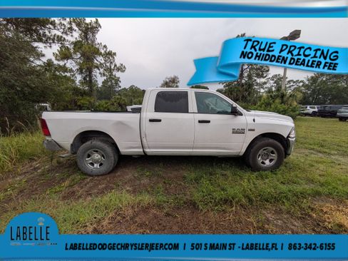 Used 2014 RAM 2500 Tradesman w/ Chrome Appearance Group RWD image 3