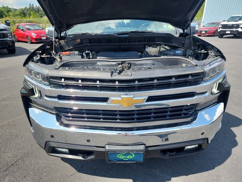 Certified 2021 Chevrolet Silverado 1500 LT AWD/4WD image 31