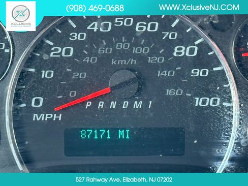 Used 2019 Chevrolet Express 2500 w/ Driver Convenience Package RWD image 10
