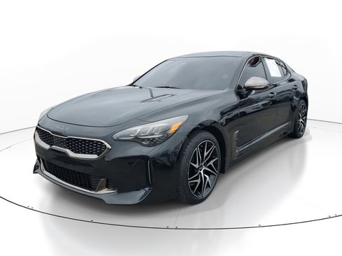 Used 2022 Kia Stinger GT-Line image 3