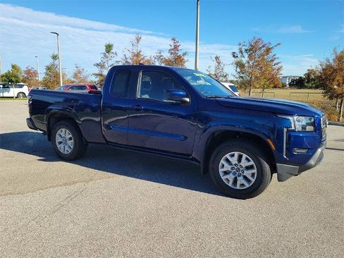 Certified 2023 Nissan Frontier SV w/ Technology Package image 2