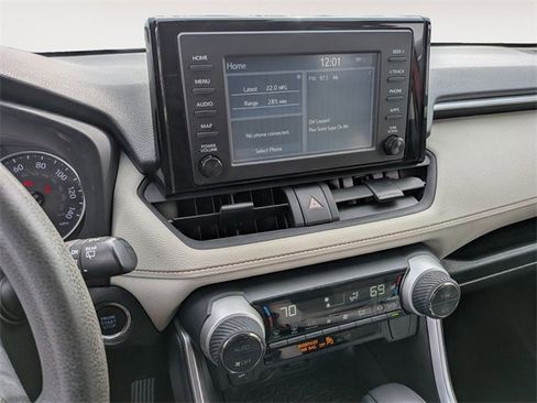 Used 2019 Toyota RAV4 XLE image 12