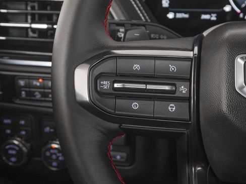 Used 2026 GMC Yukon XL AT4 Ultimate image 23