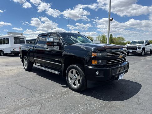 Certified 2015 Chevrolet Silverado 2500 LTZ w/ Duramax Plus Package AWD/4WD image 8