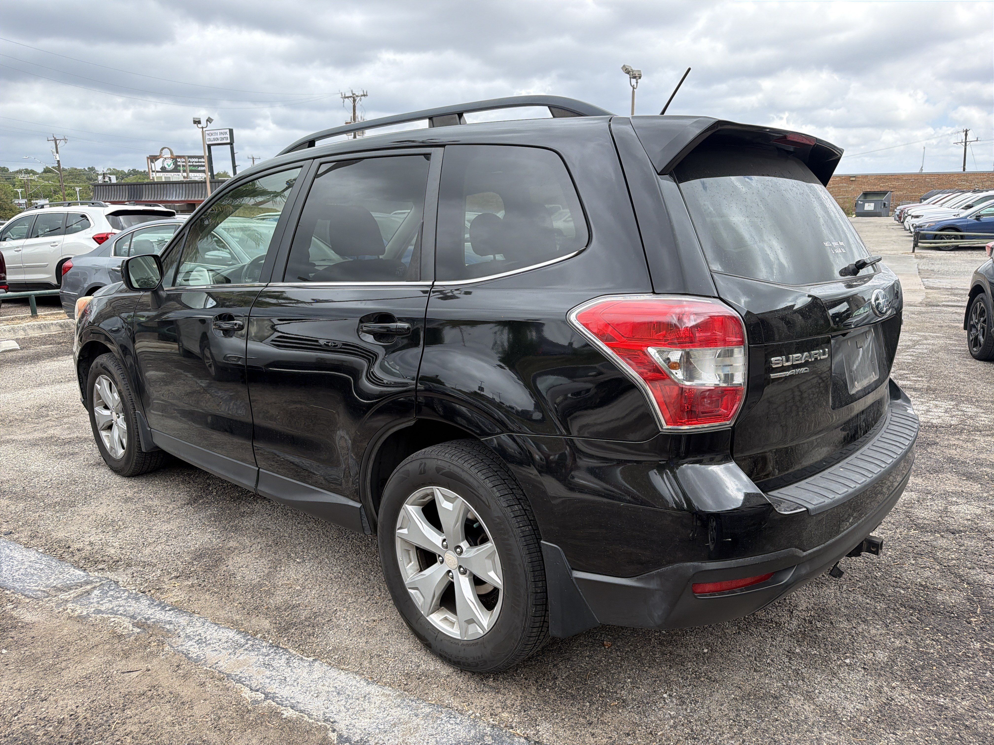 Used 2014 Subaru Forester 2.5i Limited w/ Rugged Package #2 AWD/4WD image 5