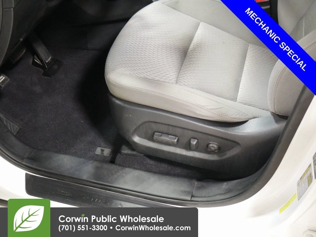 Used 2013 Hyundai Santa Fe GLS w/ Popular Equipment Pkg AWD/4WD image 11