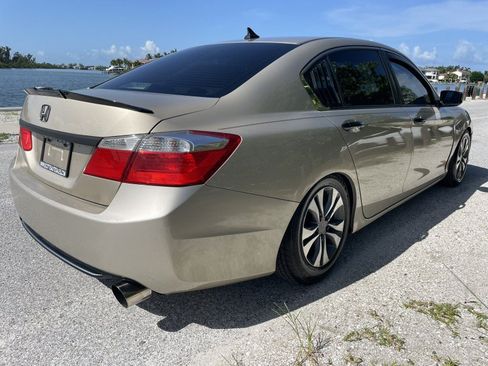 Used 2013 Honda Accord LX image 7