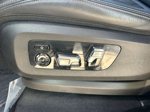 Used 2024 BMW X5 M60i AWD/4WD image 14