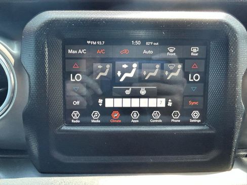 Used 2018 Jeep Wrangler Unlimited Rubicon w/ LED Lighting Group AWD/4WD image 24