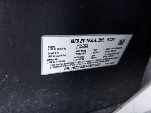 Used 2024 Tesla Cybertruck Cyberbeast image 35