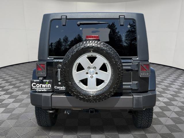 Used 2011 Jeep Wrangler Unlimited Sahara AWD/4WD image 13