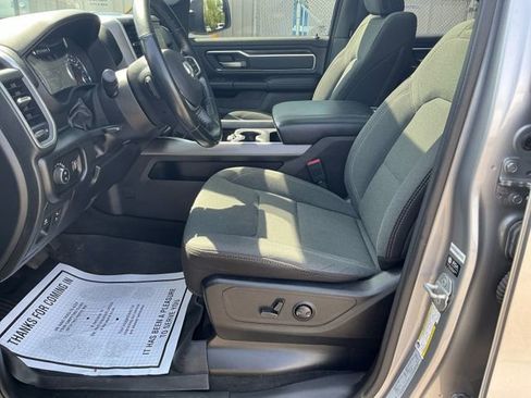 Used 2022 RAM 1500 Big Horn AWD/4WD image 9