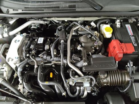 Used 2025 Nissan Sentra SV FWD image 30
