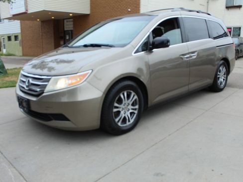 Used 2012 Honda Odyssey EX-L image 2