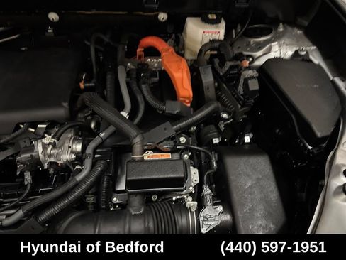 Used 2025 Toyota RAV4 XLE AWD/4WD image 28