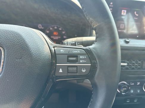 Used 2024 Honda Accord Touring image 29